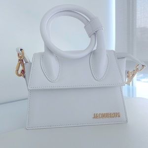 Jacquemus - Le Chiquito Noeud Medium leather top handle bag